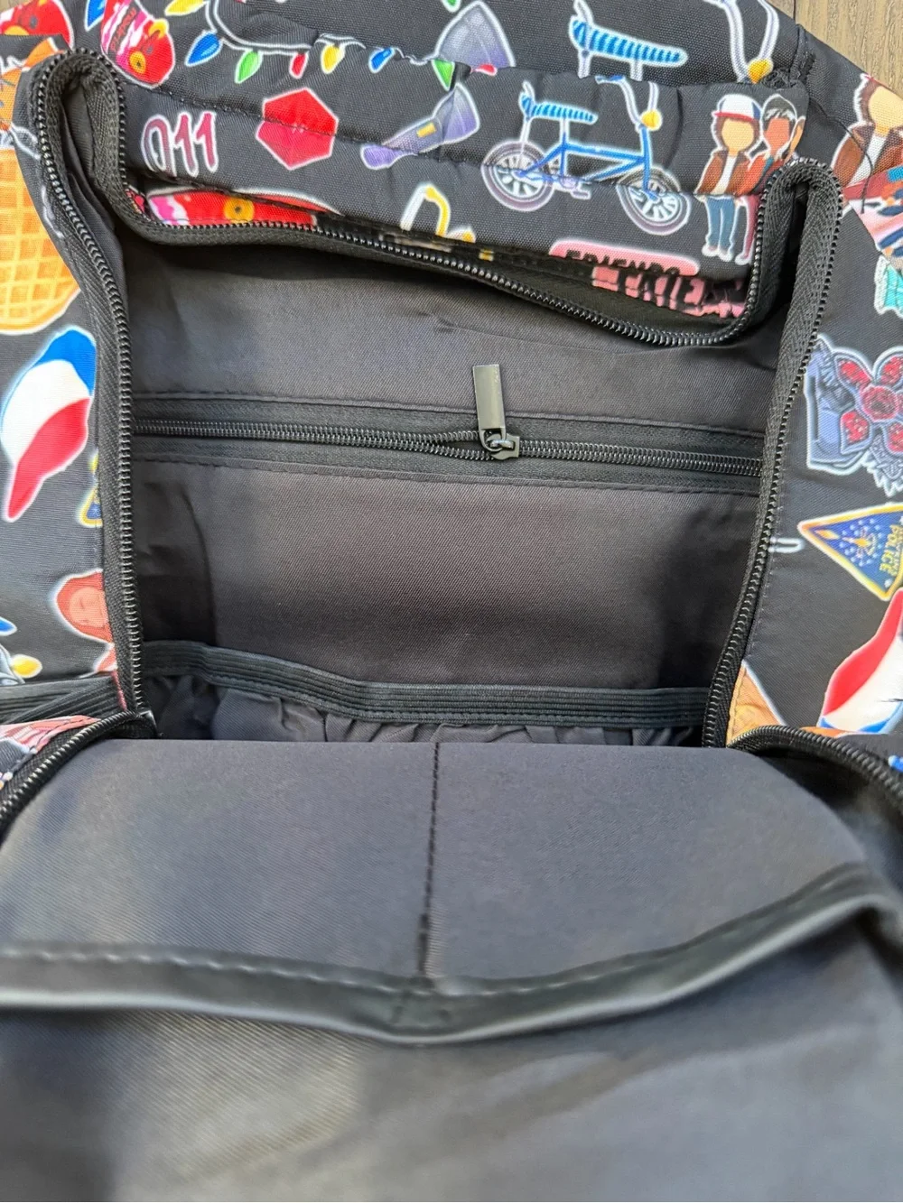 Stranger Things friends don’t lie backpack-Black New